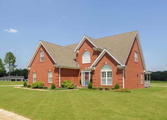 Property at 130 Bramble Ct, Florence, AL, 4 beds, 2.5 baths