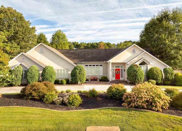 Property at 9175 Turtle Point Dr, Killen, AL, 4 beds, 3 baths