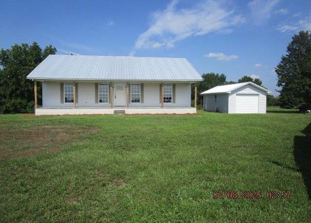 Property at 1268 Co Rd 1727, Holly Pond, AL, 3 beds, 2 baths