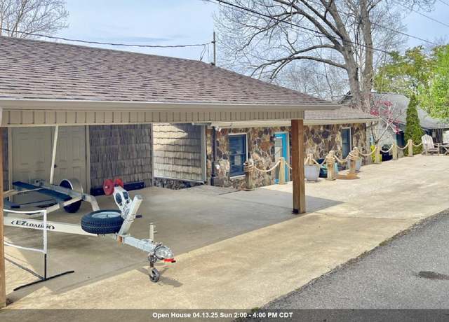 Property at 250 Spring Cove Cir, Florence, AL, 3 beds, 2 baths