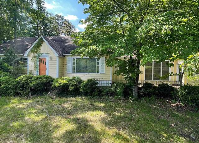Property at 1092 Bexar Ave, Hamilton, AL, 3 beds, 2 baths