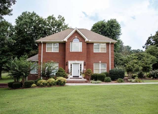Property at 141 Briarglen Ln, Russellville, AL, 3 beds, 3.5 baths