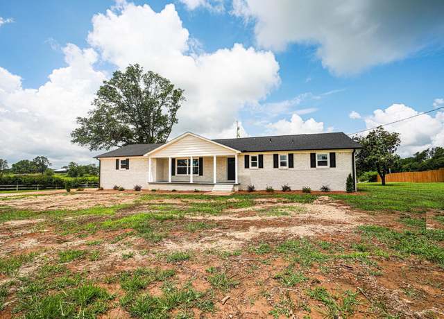 Property at 375 Spout Springs Rd, Muscle Shoals, AL, 3 beds, 2 baths
