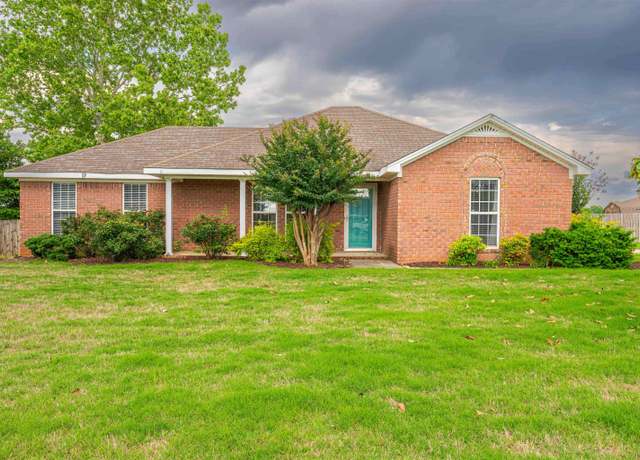 Property at 220 Belview Dr, Killen, AL, 3 beds, 2 baths