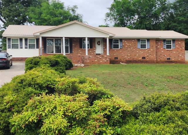 Property at 37 Steien Dr, Russellville, AL, 4 beds, 3 baths
