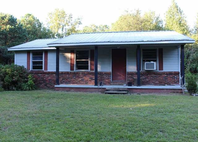 Property at 111 Co Rd 1202, Vinemont, AL, 2 beds, 2 baths