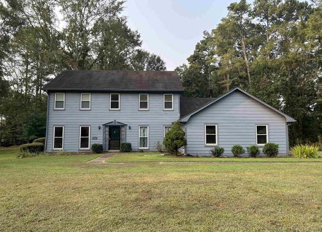 Property at 737 Windover Rd, Florence, AL, 4 beds, 3 baths