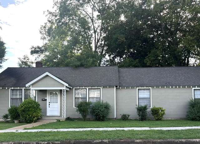 Property at 601 Jefferson St, Tuscumbia, AL, 4 beds, 2 baths