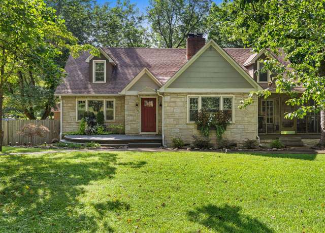 Property at 1709 Hermitage Dr, Florence, AL, 5 beds, 2.5 baths