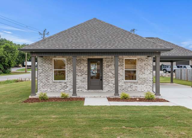 Property at 608 Candler Ave, Muscle Shoals, AL, 3 beds, 2 baths