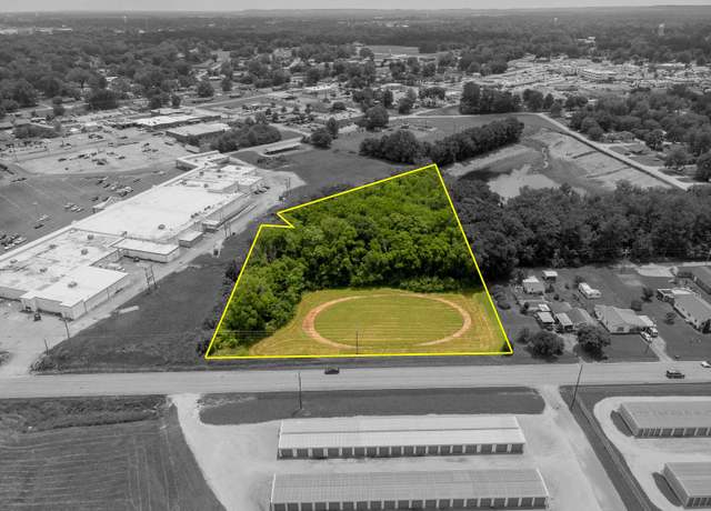 Property at 0000 W Montgomery Ave, Sheffield, AL