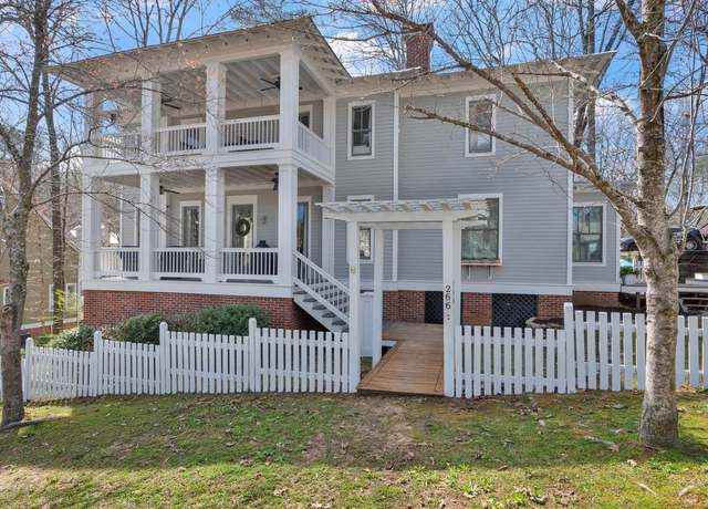 Property at 266 Main St, Hayden, AL, 5 beds, 3.5 baths