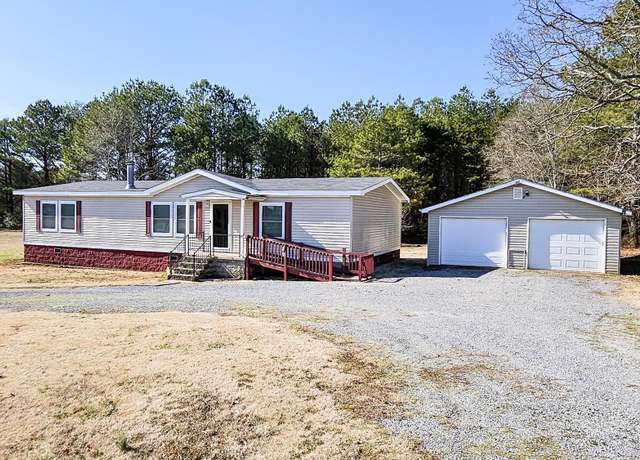 Property at 121 Sunrise Dr, Killen, AL, 3 beds, 2 baths