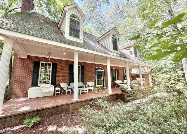 Property at 2590 Co Rd 222, Florence, AL, 4 beds, 3.5 baths