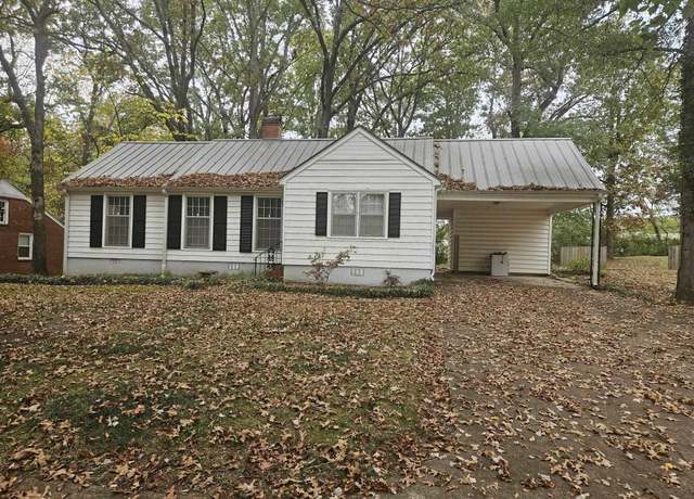 Property at 1109 Glenn Ave, Florence, AL, 3 beds, 2 baths
