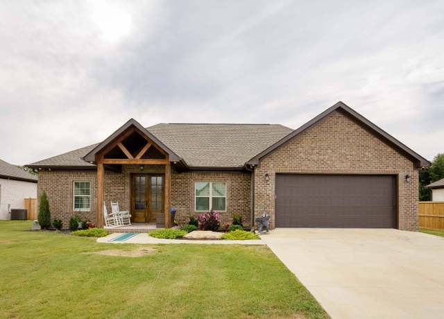 Property at 1214 Glendora Ave, Tuscumbia, AL, 4 beds, 2.5 baths