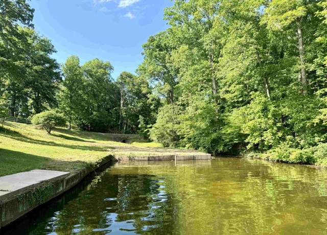 Property at 400 Robbins Beach Rd, Killen, AL