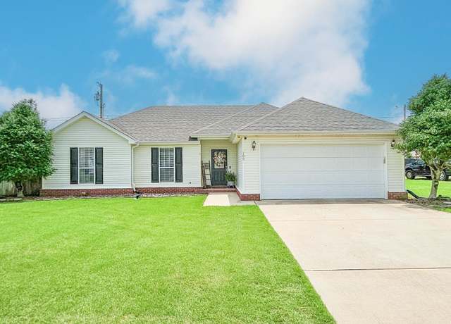 Property at 300 E Roosevelt Ave, Muscle Shoals, AL, 3 beds, 2 baths