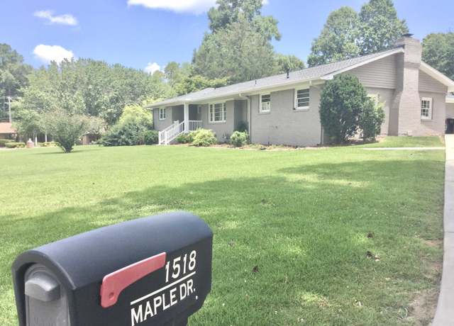 Property at 1518 Maple Dr, Cullman, AL, 4 beds, 2 baths