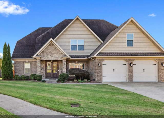 Property at 314 Oak Brook Dr, Florence, AL, 5 beds, 3 baths