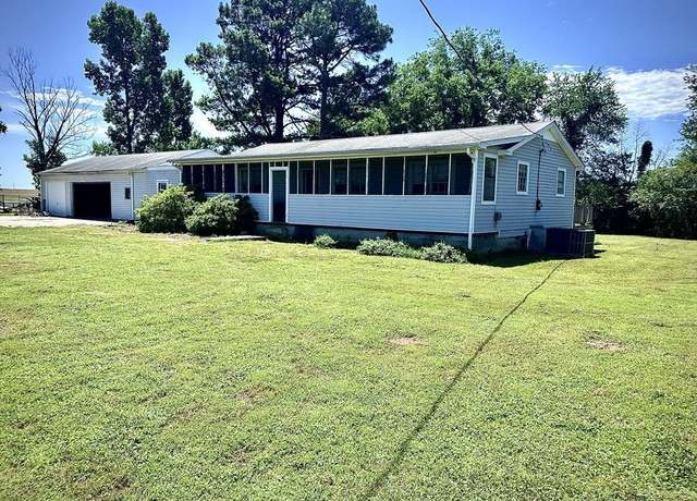 Property at 10142 Snake Rd, Athens, AL, 3 beds, 2 baths