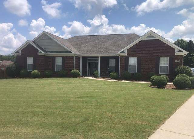 Property at 103 Chasehills Ct, Huntsville, AL, 4 beds, 3 baths