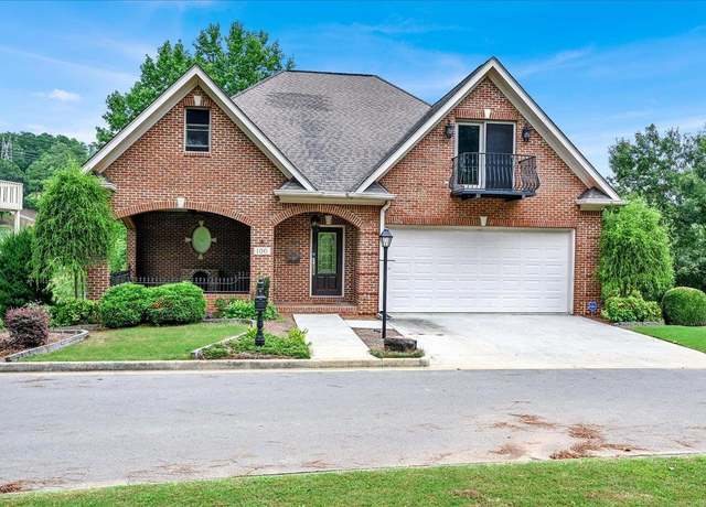 Property at 100 Waterford Pl, Cullman, AL, 2 beds, 2.5 baths