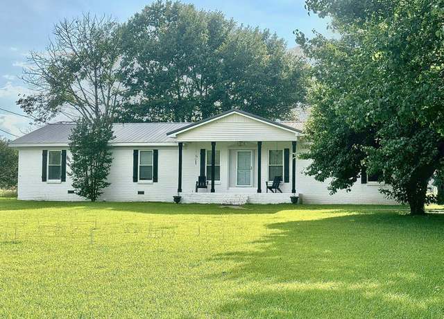 Property at 31 Hwy 75, Phil Campbell, AL, 3 beds, 2 baths