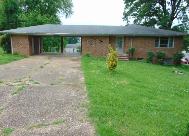 Property at 3111 E 20th Ave, Sheffield, AL, 5 beds, 3 baths