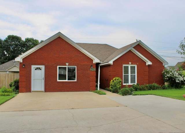 Property at 309 E Nassau Ave, Muscle Shoals, AL 35661, 3 beds, 2 baths