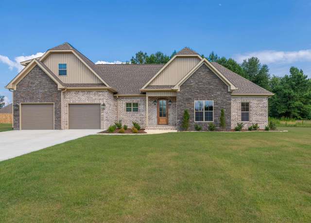 Property at 302 Kellylyn Lndg, Florence, AL, 4 beds, 3 baths