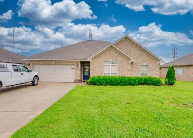 Property at 208 Meredith Dr, Muscle Shoals, AL, 3 beds, 2 baths