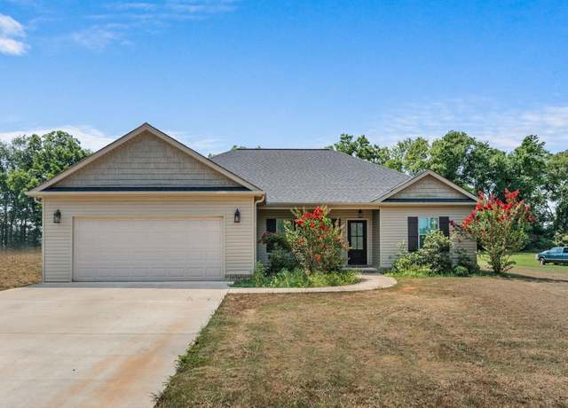 Property at 145 Co Rd 608, Rogersville, AL, 3 beds, 2 baths