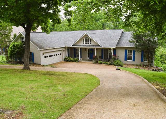Property at 137 Hazelwood Ln, Florence, AL, 5 beds, 3.5 baths