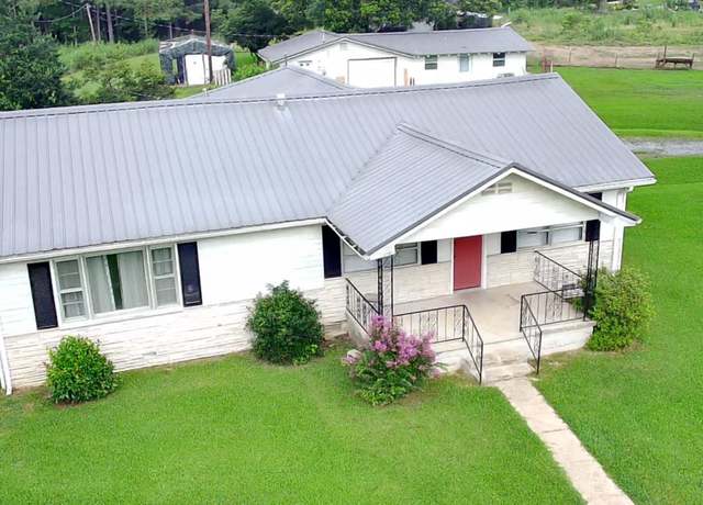 Property at 625 SE 3rd St, Garden City, AL, 2 beds, 1 bath