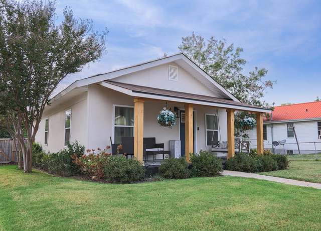 Property at 401 St Louis Ave, Sheffield, AL, 3 beds, 2 baths
