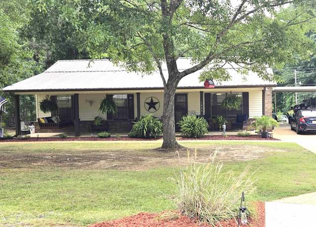 Property at 1405 Main St, Brilliant, AL, 3 beds, 2 baths