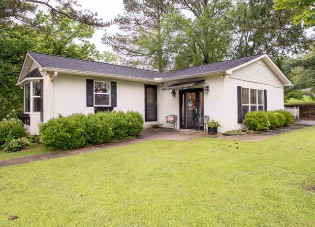 Property at 33 Beverly Hills Rd, Addison, AL, 3 beds, 2 baths