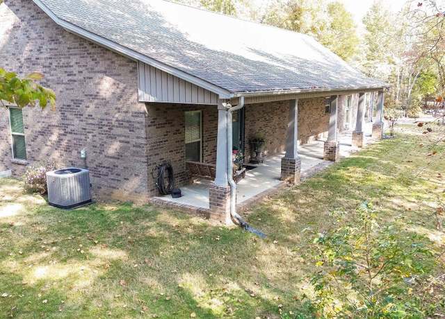 Property at 1000 Paradise Rdg, Killen, AL, 3 beds, 2 baths