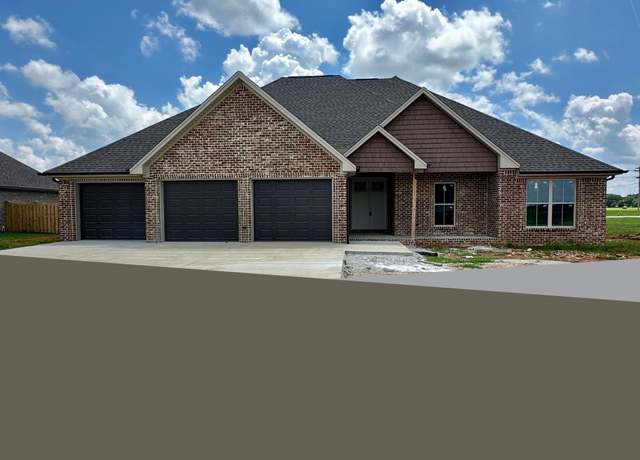 Property at 182 E Wynchase Dr, Muscle Shoals, AL, 4 beds, 3 baths