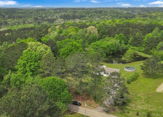 Property at 601 Co Rd 1177, Cullman, AL, 3 beds, 2 baths