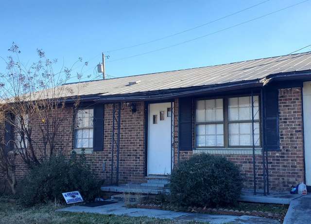 Property at 1018 Veterans Dr, Florence, AL, 3 beds, 1 bath