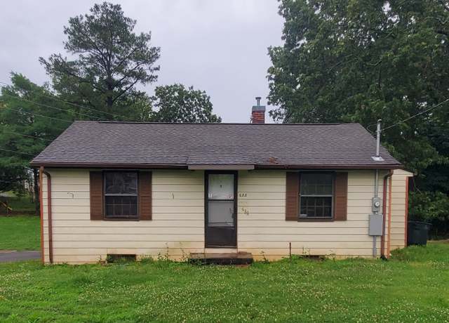 Property at 688 Sannoner Ave, Florence, AL, 2 beds, 1 bath