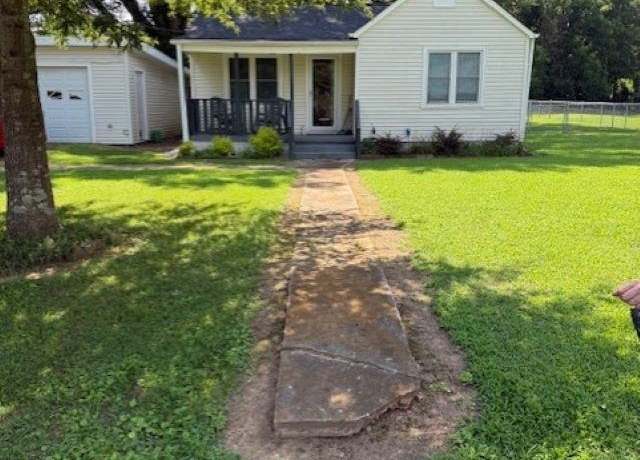 Property at 245 Poplar St, Killen, AL, 2 beds, 1 bath