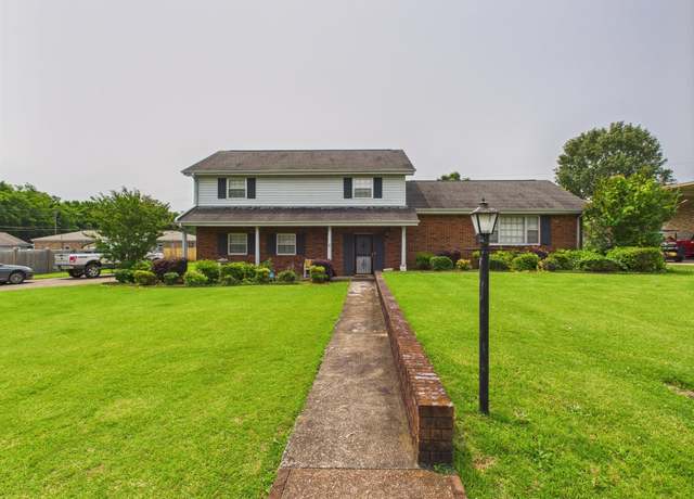 Property at 303 Laurel St, Tuscumbia, AL, 3 beds, 2 baths