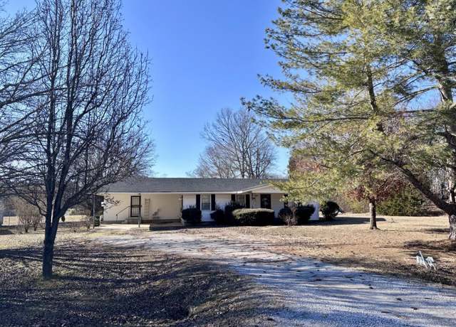 Property at 7225 Colburn Mountain Rd, Tuscumbia, AL, 3 beds, 1 bath