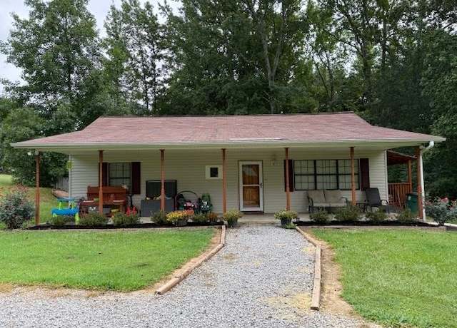 Property at 1377 Co Rd 832, Logan, AL, 2 beds, 1.5 baths