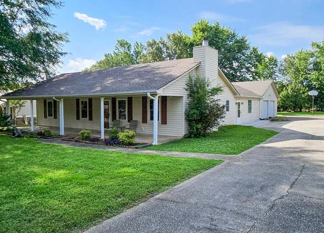 Property at 121 Davis Ln, Florence, AL, 3 beds, 2 baths