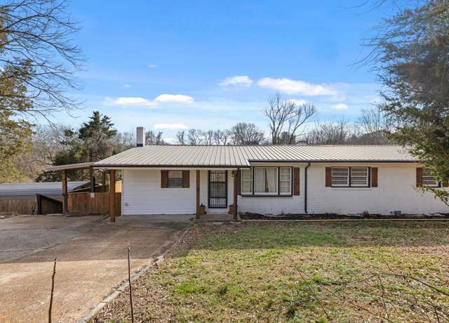 Property at 131 Bankhead St, Waterloo, AL, 4 beds, 2 baths