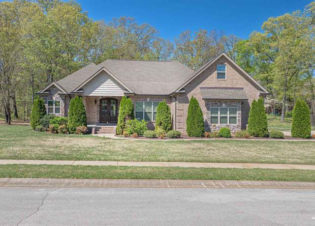 Property at 185 Cascade Dr, Florence, AL, 4 beds, 3 baths
